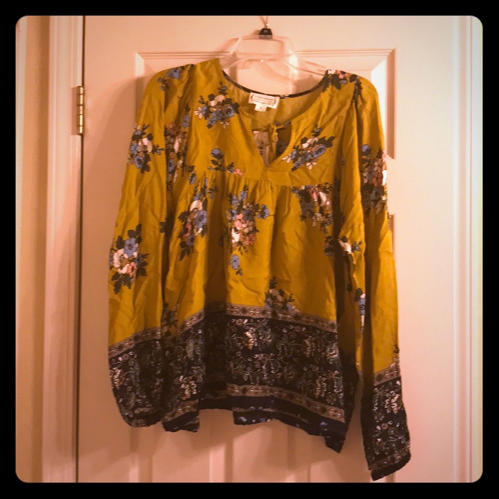 Long sleeve top